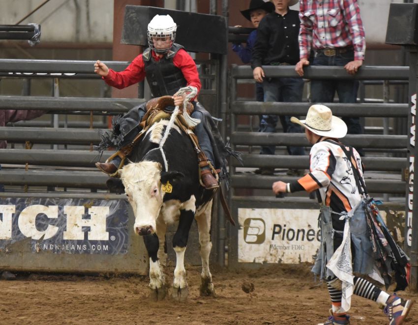 Adversity overcome, All-Around Cowboy Revyn Floyd gears up for National Junior High Rodeo Finals